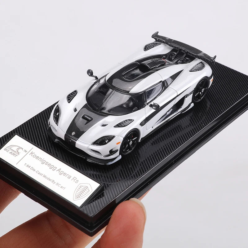 Koenigsegg Agera 1:64
