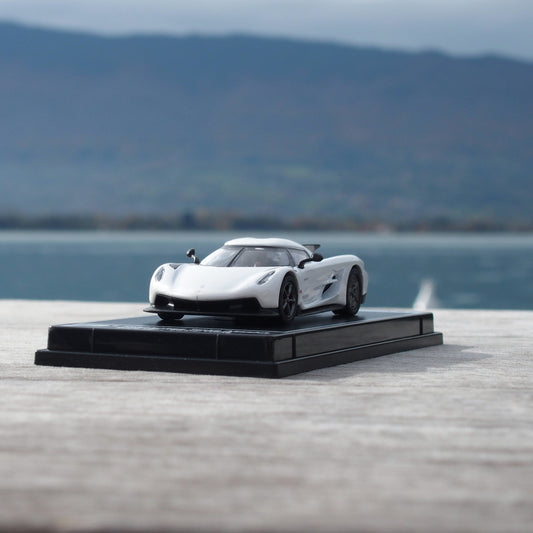 koenigsegg jesko 1:64