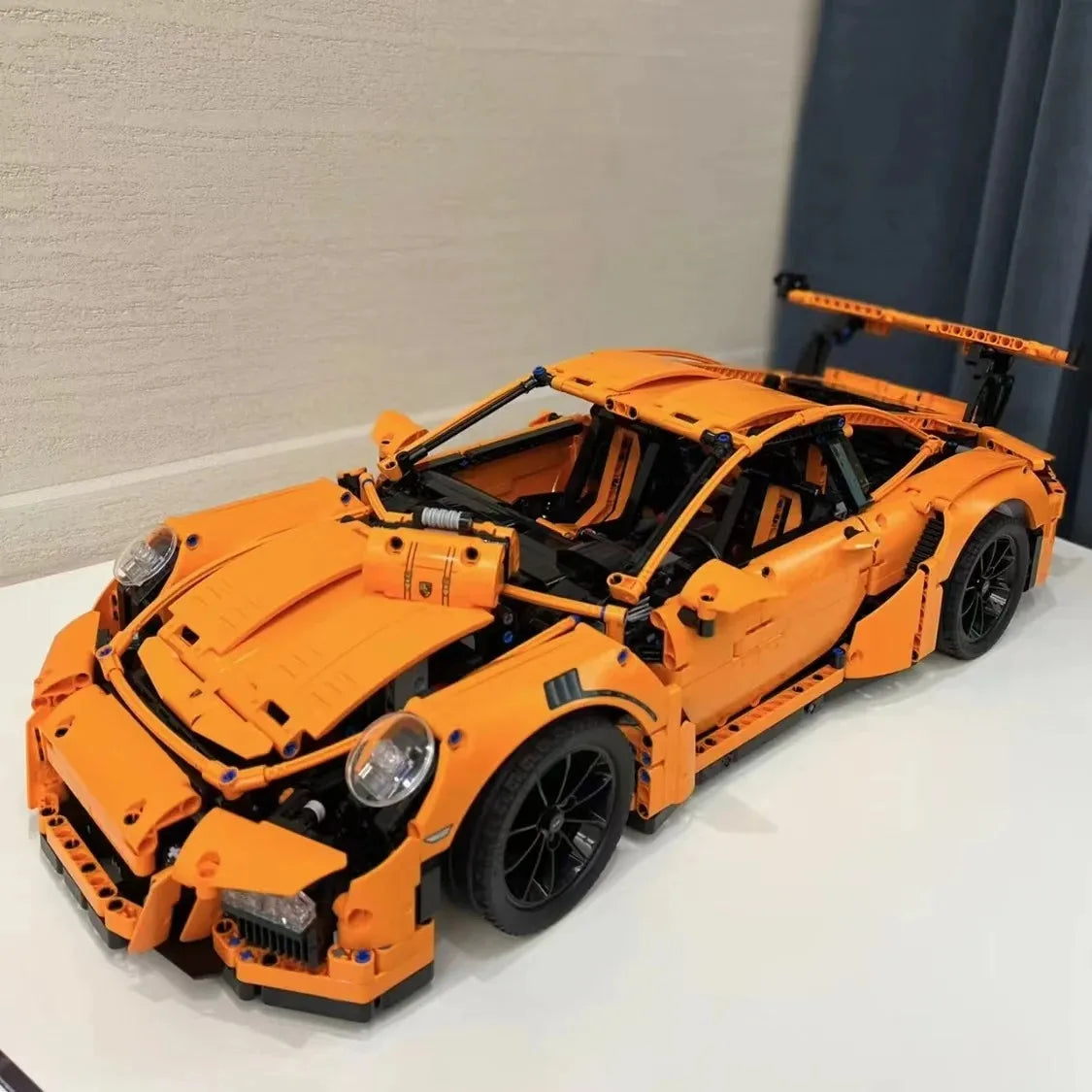Porsche 911 GT3 RS 1:8 - Kit de construction